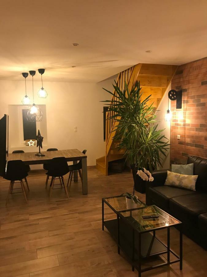 Gite 5 Pers Avec 2H Espace Bien-Etre Privatise Inclus Dans Le Prix De La Nuit 80M2 De Detente Équilly Buitenkant foto